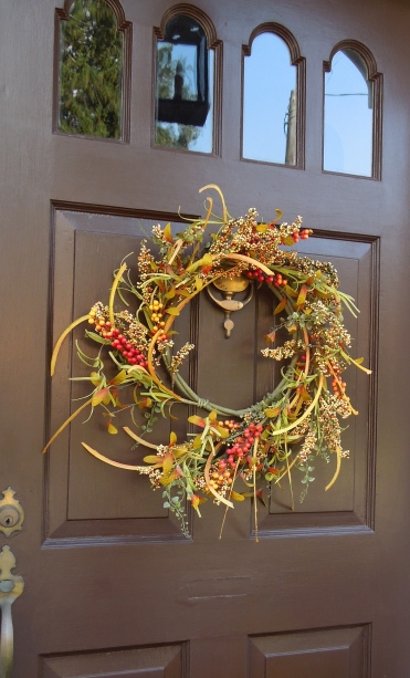 Fall Door Wreath www.GraceElizabeths.com